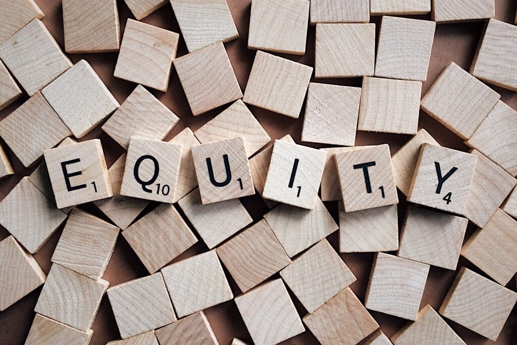 équité